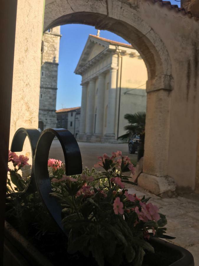 Villa Di Piazza Visnjan Exterior photo